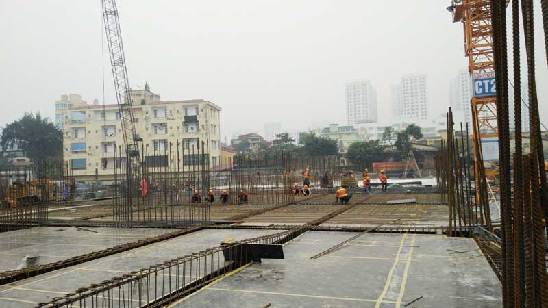 Công tác lắp dựng cốp pha dầm sàn tầng 1