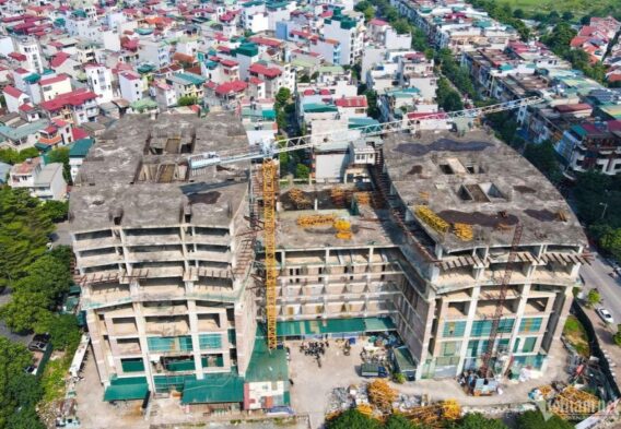 Doanh Nghiệp Đóng Cửa, Khách Hàng Phải Ở Chung Cư 13 Năm Xây Được 9 Tầng