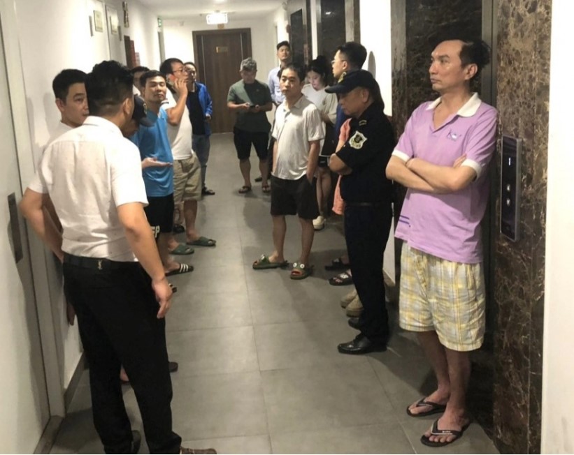 Cư Dân Tại Chung Cư Hà Nội Paragon Bị Cắt Nước, Dừng Dịch Vụ