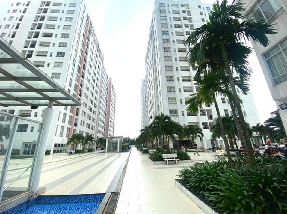 Vì sao hàng chục ngàn căn hộ ở TP HCM chưa được cấp sổ hồng?